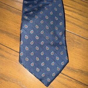 Resilio Men's Navy Red Paisley Neck Tie 56"